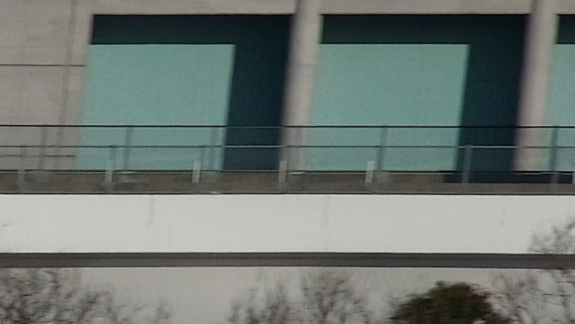 比較画像：建物