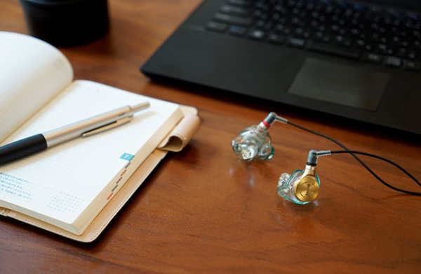 just ear sony CIEM XJE-MH2R リスニングモデル　美品 Sony Just ear XJE-MH2R｜XJE-MHRWM1M2｜ZX5｜DMA 泛音