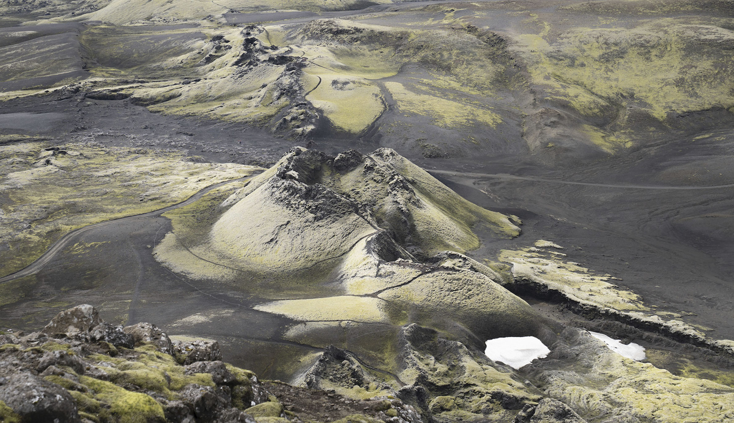 スヴァールバルの冬の不毛の大地