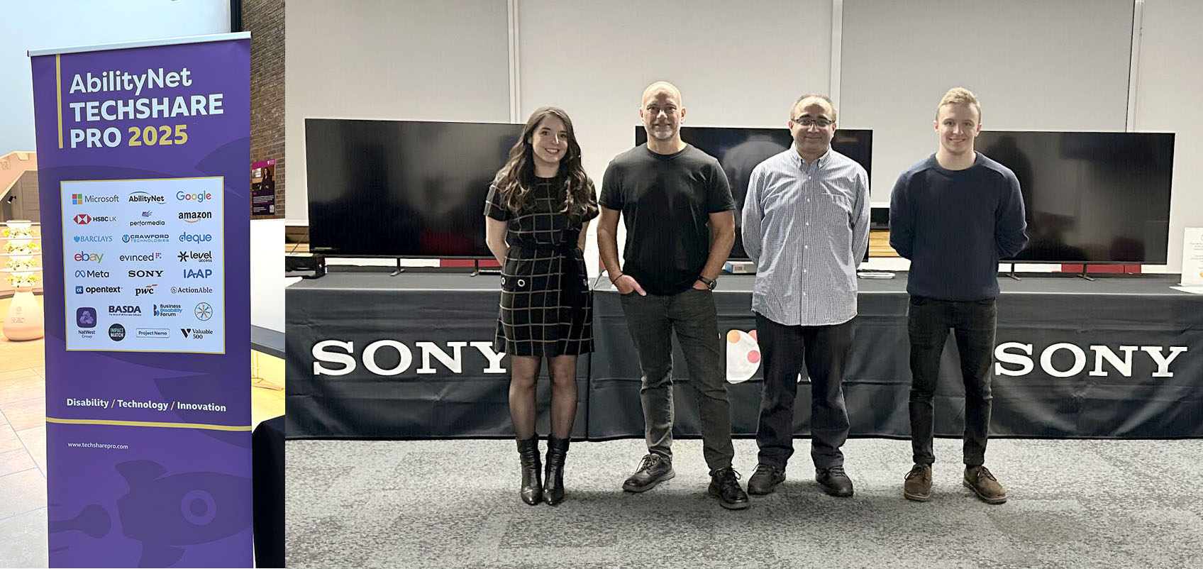 Left : A TechSharePro sign displayed at the venue. Right : Group photo of four employees in front of the Sony booth at the venue.