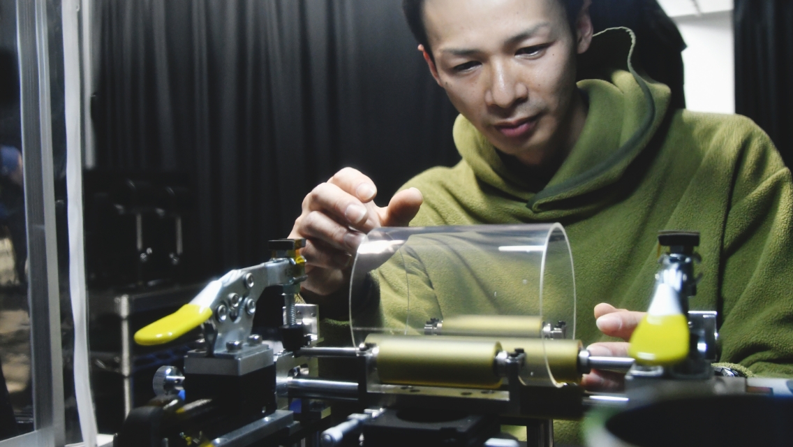 HOEスクリーンの製作の様子