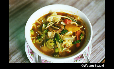 &copy; Wataru Suzuki